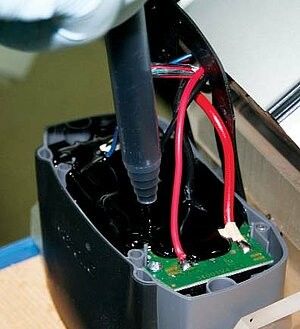 Ηλεκτρονικά εξαρτήματα με μηχανή διανομής CNC και LED 2K Ρεζίνη 260KG